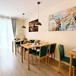 Regiohotel Salzland - #autobahna14 #toppreisleistung #freeparking #wallbox Hotel Schönebeck