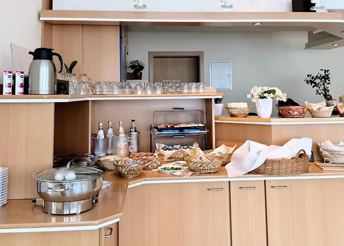 Hotell Regiohotel Salzland - #autobahna14 #toppreisleistung #freeparking #wallbox 3*