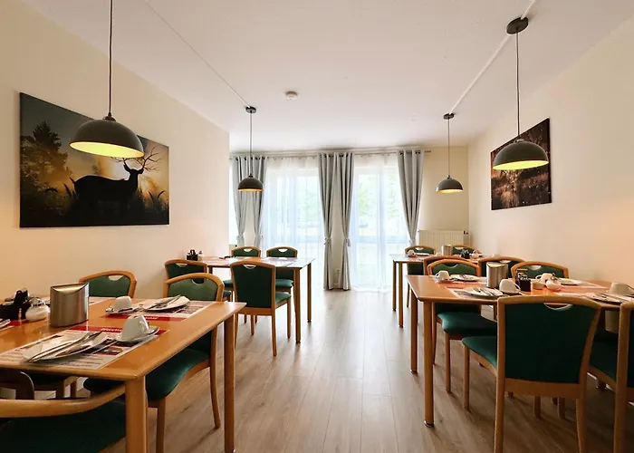 Hotell Regiohotel Salzland - #autobahna14 #toppreisleistung #freeparking #wallbox