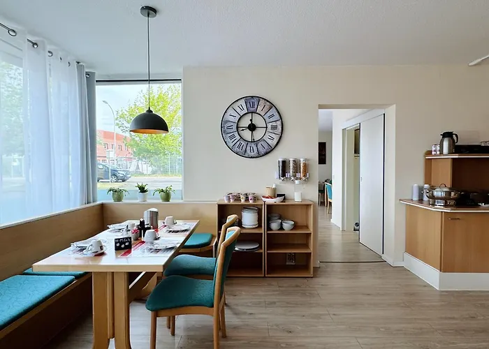 Regiohotel Salzland - #autobahna14 #toppreisleistung #freeparking #wallbox